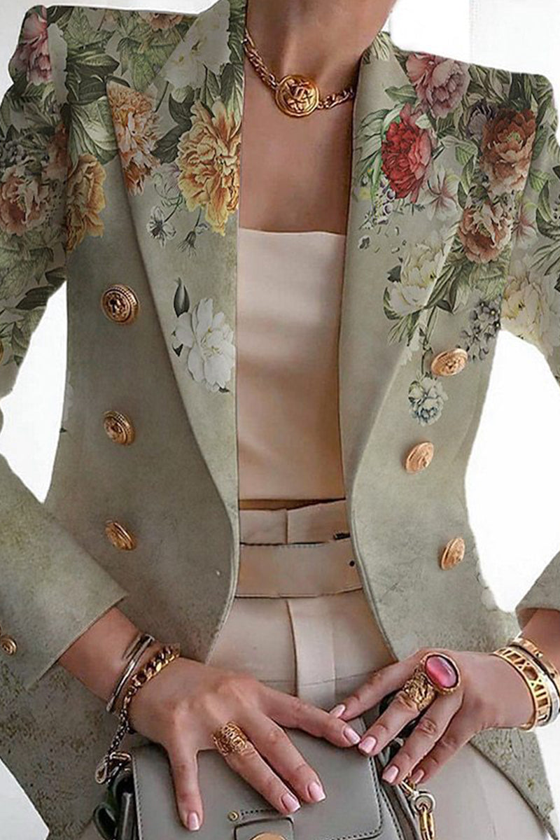 Beautifully Finished Cardigan in a Timeless Design