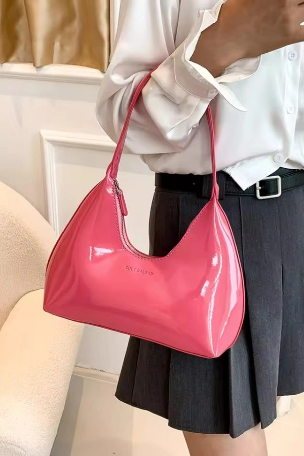 Beautifully Crafted Bag in a Classic Style