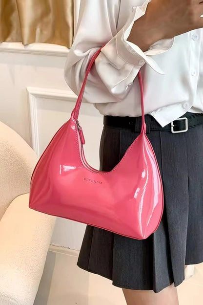 Beautifully Crafted Bag in a Classic Style