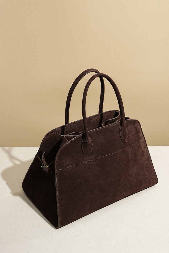 Beautifully Crafted Bag in a Classic Style