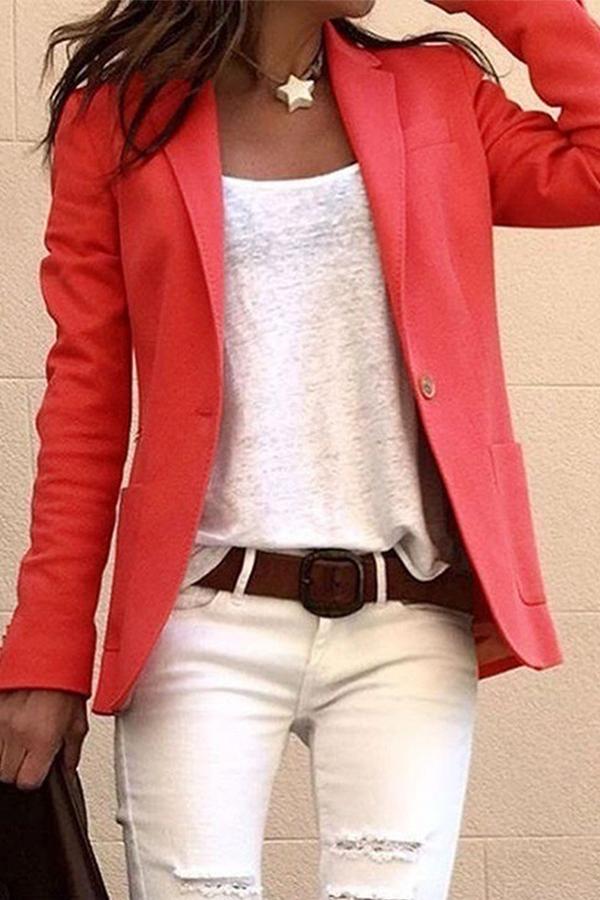 Well Tailored Garment with a Graceful Silhouette