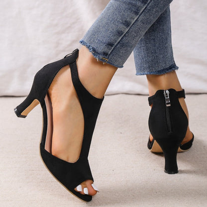 Polished Shoes with an Effortless Classic Look