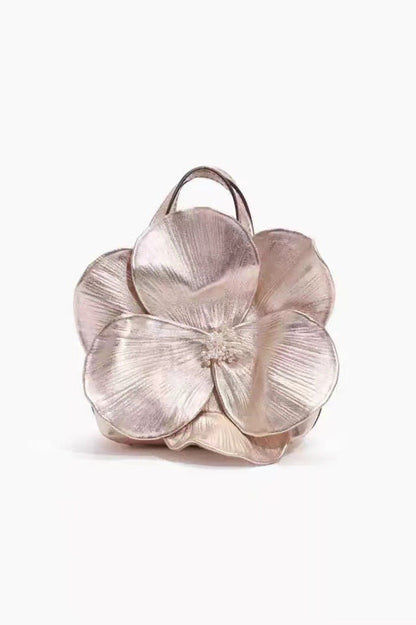 Beautifully Crafted Bag in a Classic Style