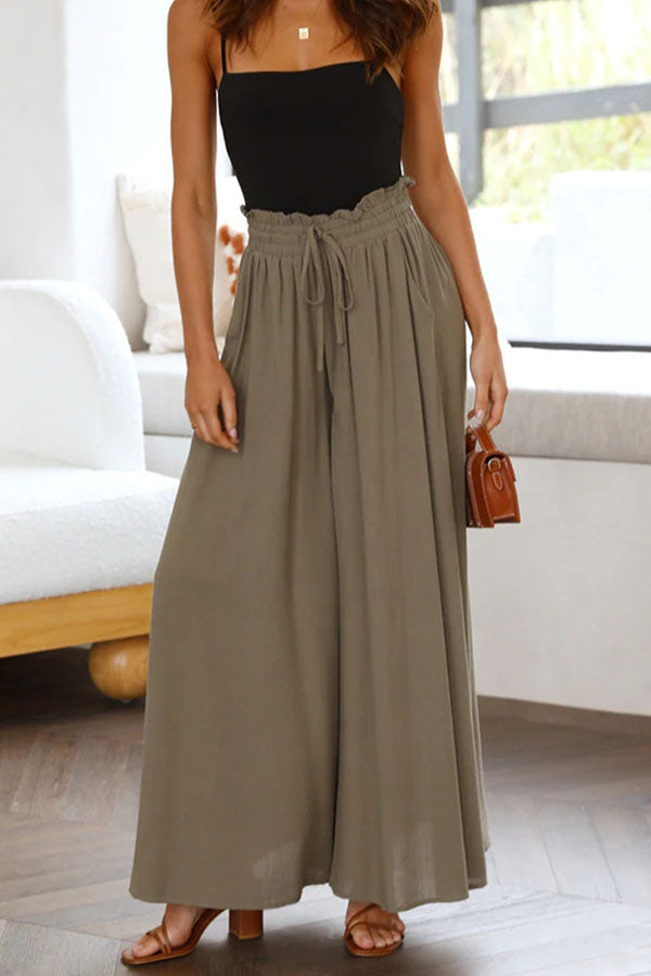 Classic Vintage Trousers with a Flattering Fit