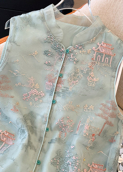 Beautifully Finished Coat in a Timeless Design
