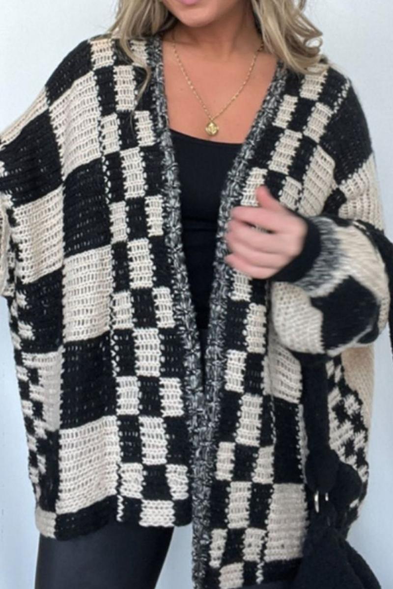 Effortlessly Elegant Cardigan with a Timeless Design