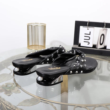Beautifully Finished Sandals in a Timeless Design