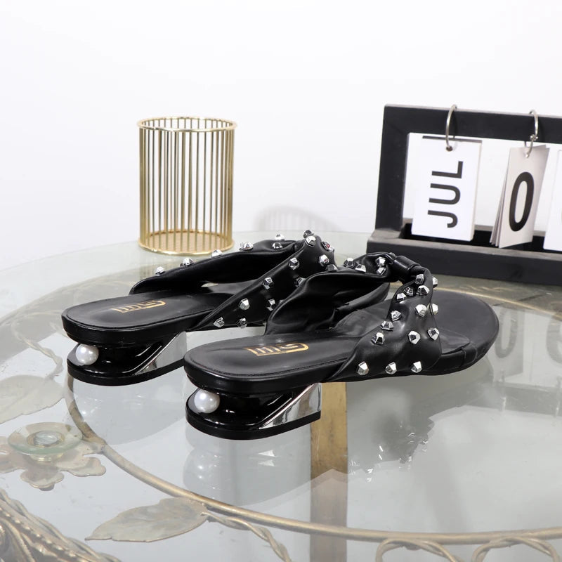 Beautifully Finished Sandals in a Timeless Design