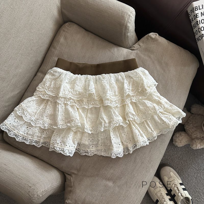 Beautifully Finished Garment in a Timeless Design
