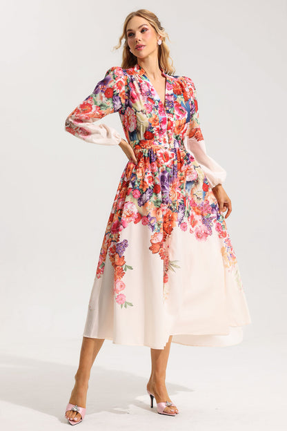 Effortlessly Elegant Dress with a Timeless Design