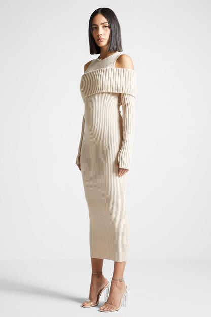 Effortlessly Elegant Dress with a Timeless Design