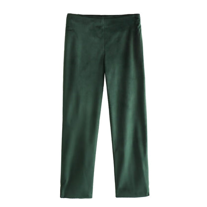 Well Tailored Pants with a Graceful Silhouette