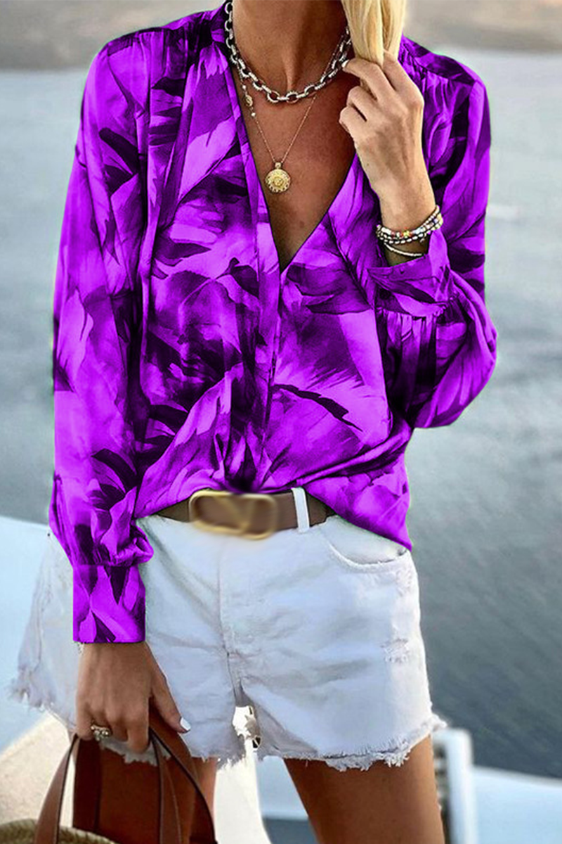 Effortlessly Elegant Blouse with a Timeless Design