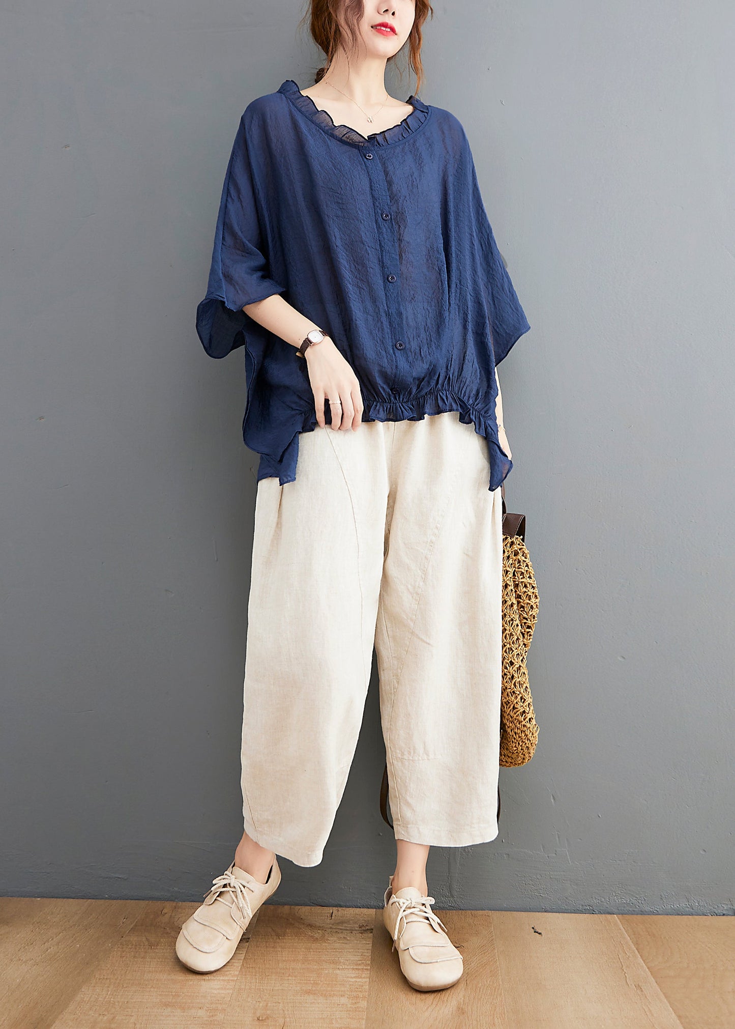 Classic Vintage Shirt with a Flattering Fit