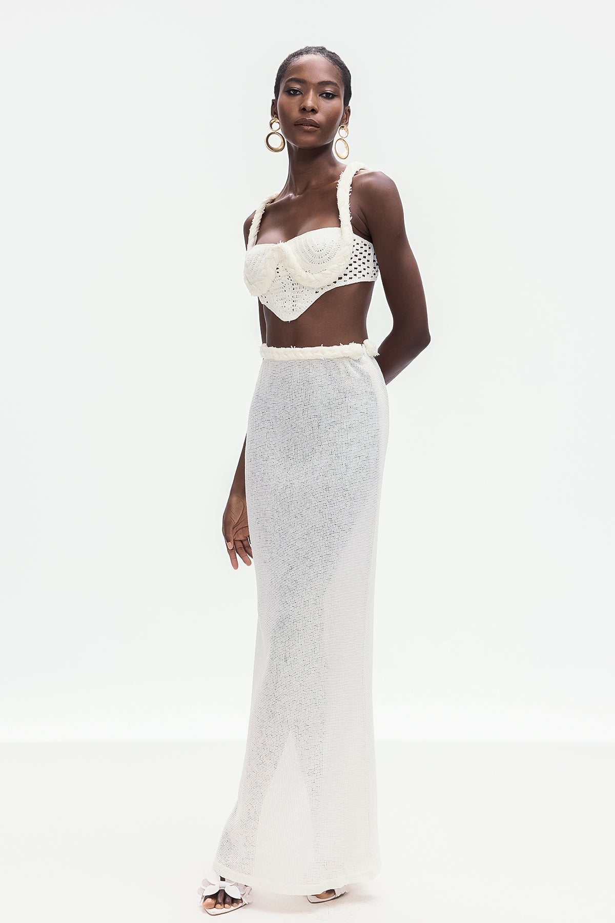 Effortlessly Elegant Garment with a Timeless Design