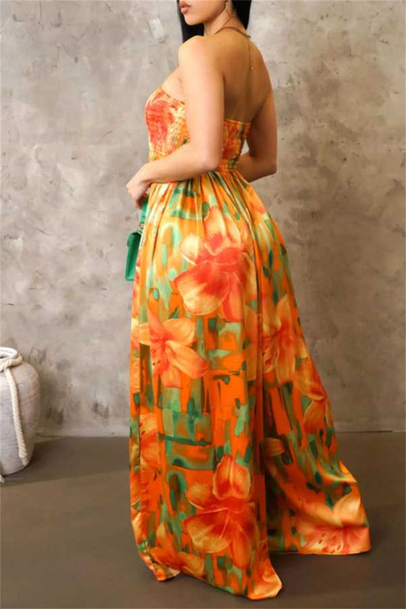 Well Tailored Garment with a Graceful Silhouette