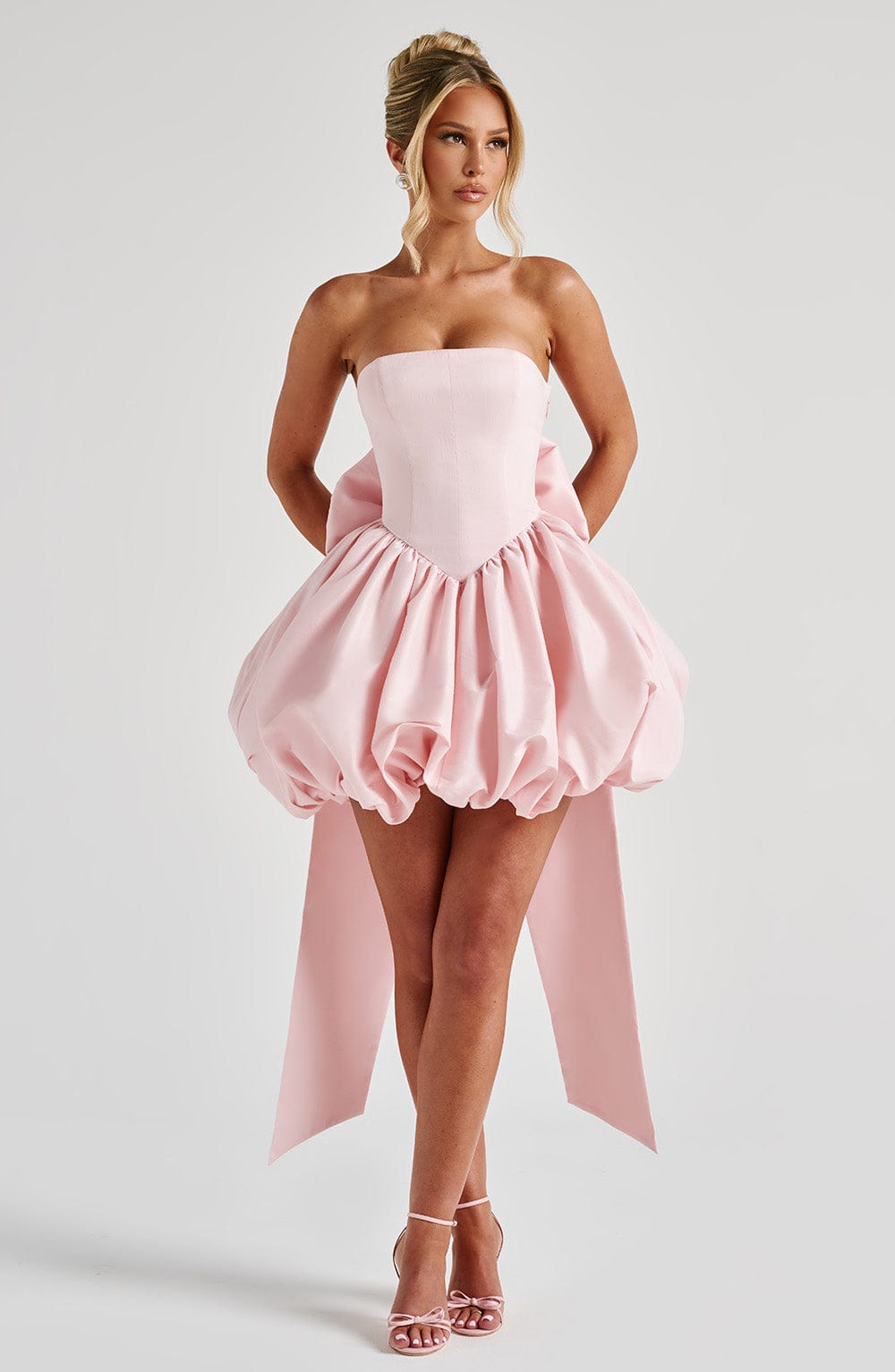 Sophisticated Dress with a Clean Classic Look