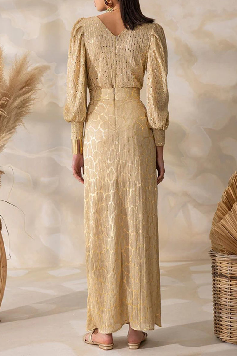 Well Tailored Garment with a Graceful Silhouette