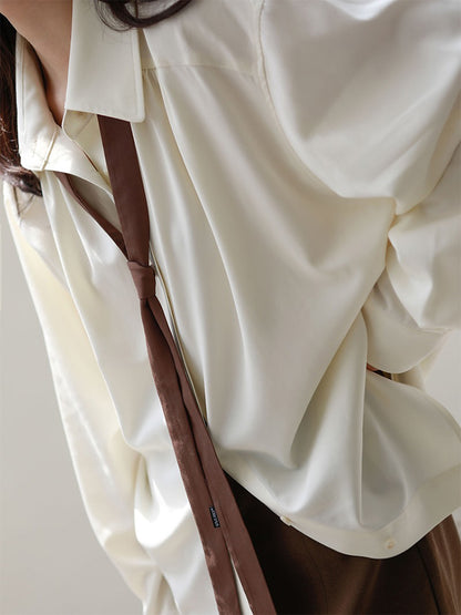Beautifully Finished Blouse in a Timeless Design