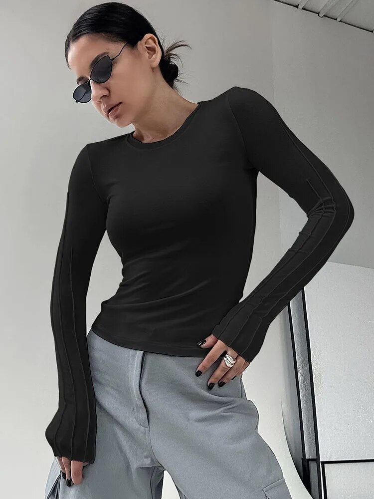 Effortlessly Elegant Pullover with a Timeless Design
