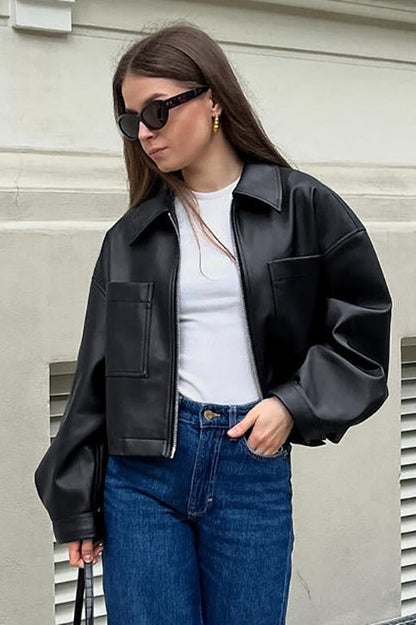 Effortlessly Elegant Jacket with a Timeless Design