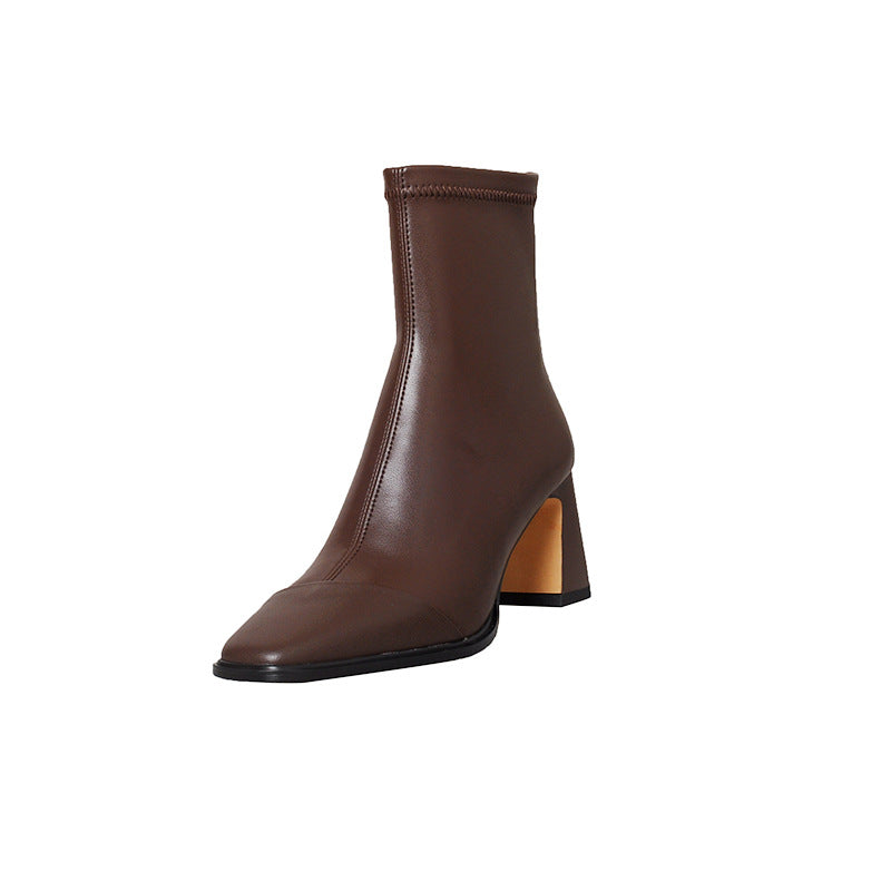 Well Tailored Boots with a Graceful Silhouette