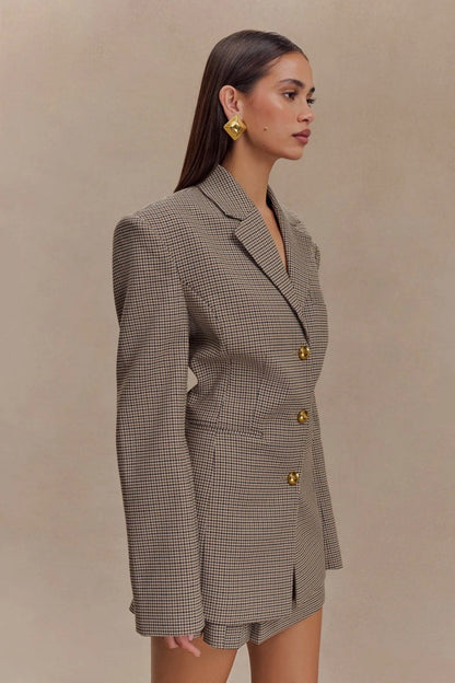 Polished Jacket with an Effortless Classic Look