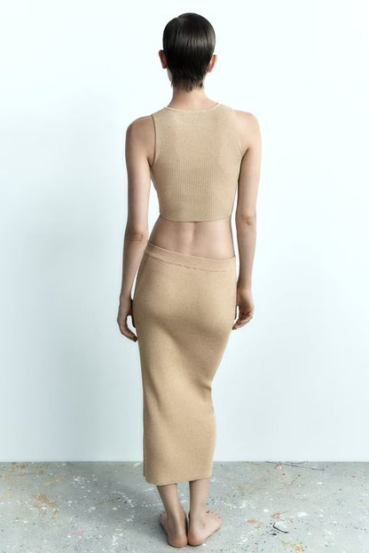Beautifully Finished Blouse in a Timeless Design