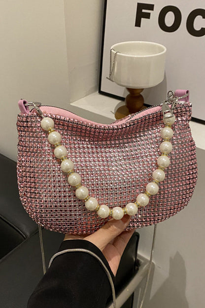 Gracefully Styled Bag for Any Occasion