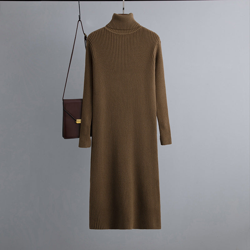 Classic Vintage Sweater with a Flattering Fit