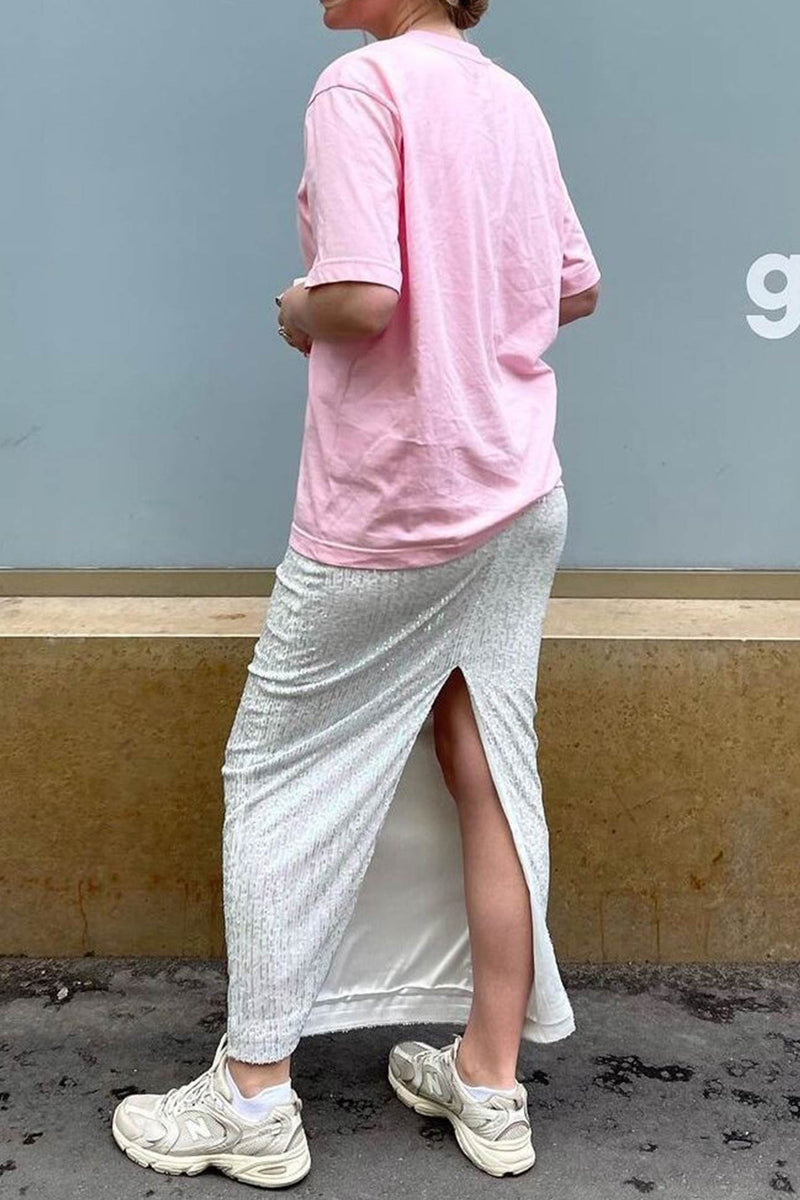 Well Tailored Garment with a Graceful Silhouette