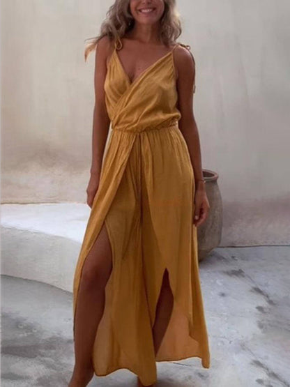 Effortlessly Elegant Garment with a Timeless Design