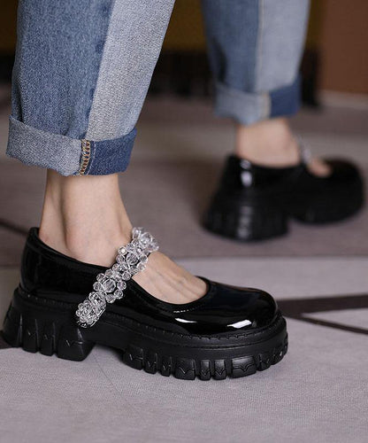 Polished Shoes with an Effortless Classic Look