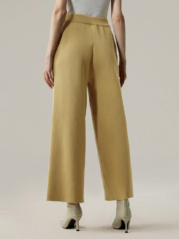 Beautifully Finished Pants in a Timeless Design