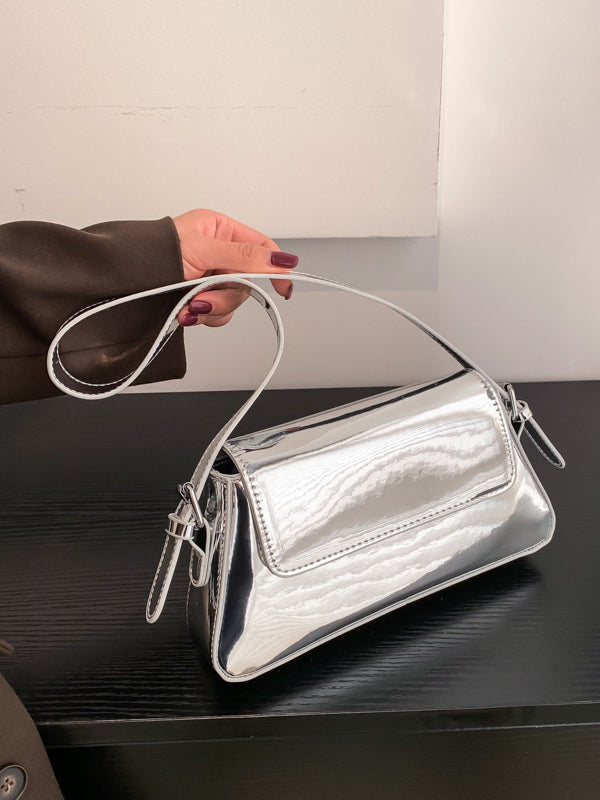 Elegantly Styled Bag for Everyday Wear
