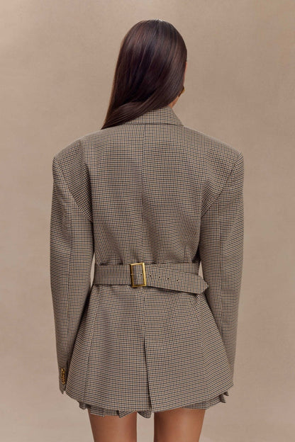 Polished Jacket with an Effortless Classic Look