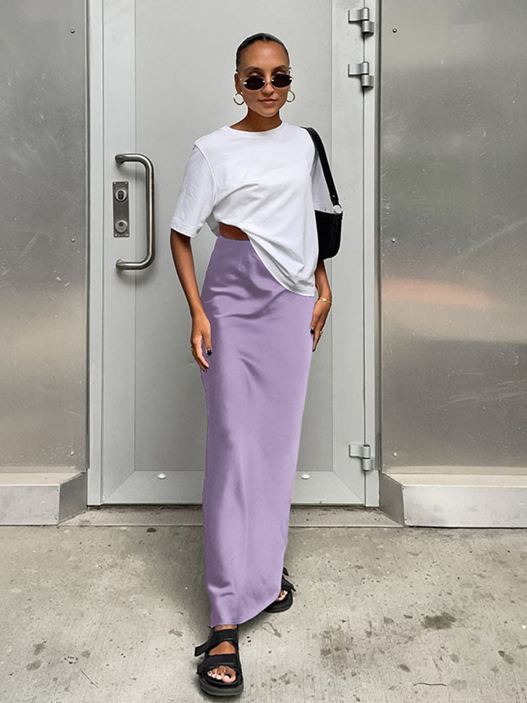 Well Tailored Garment with a Graceful Silhouette