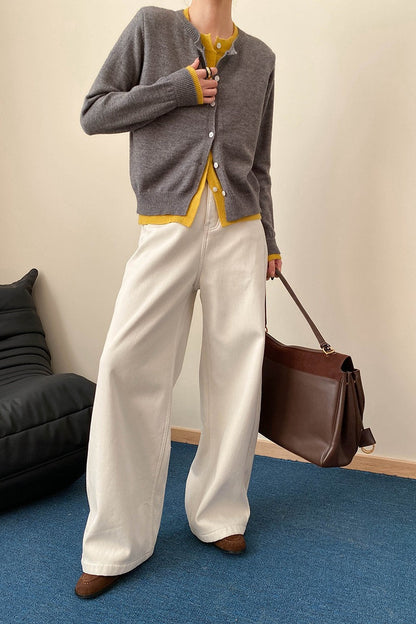 Elegantly Styled Cardigan for Everyday Wear