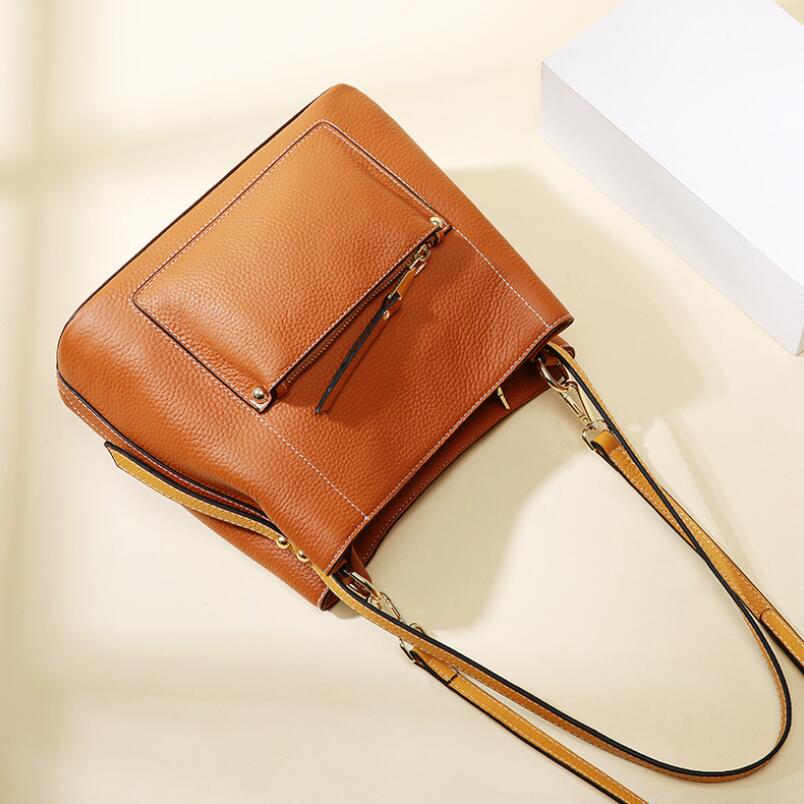 Sophisticated Bag with a Clean Classic Look