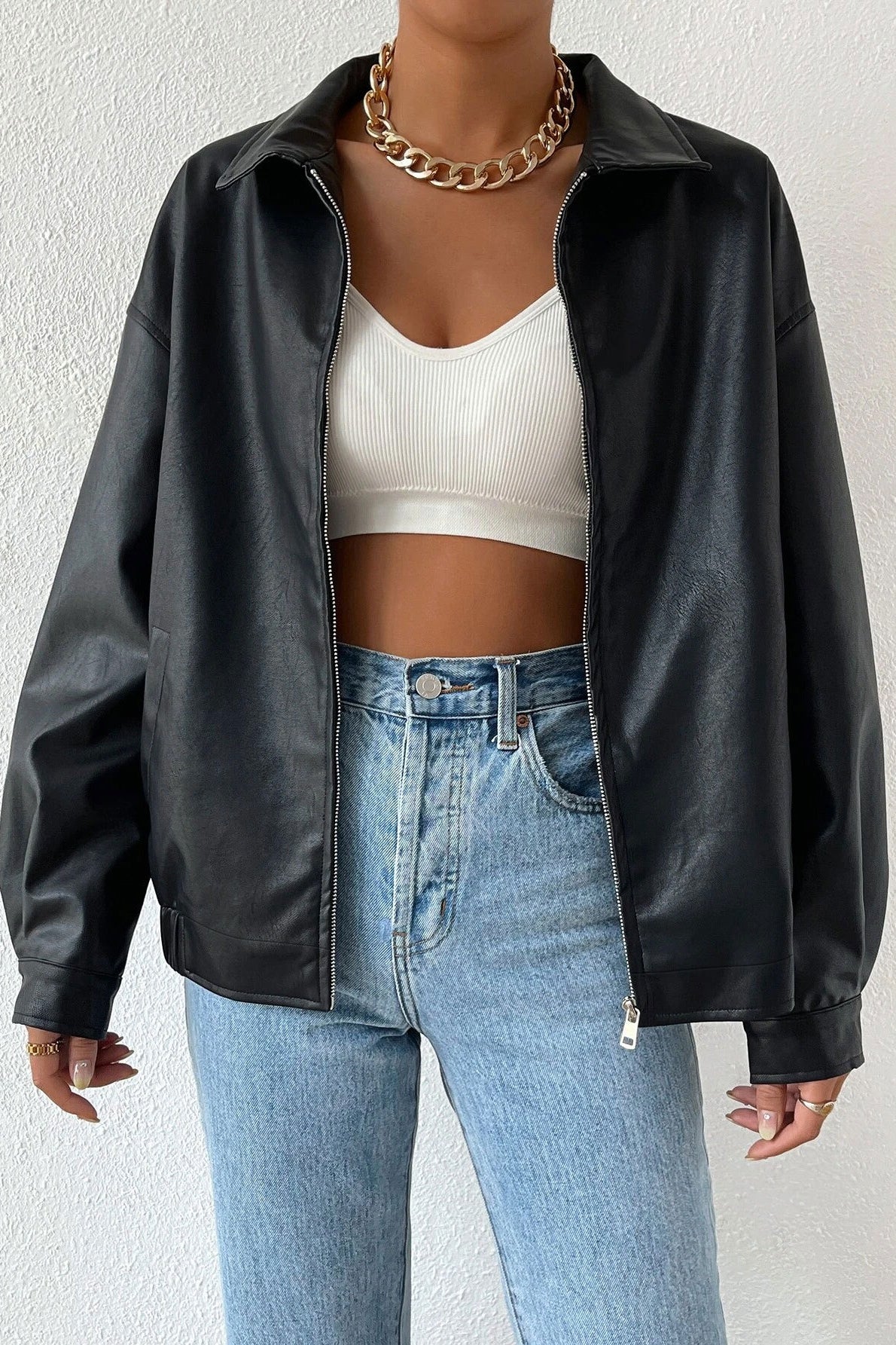 Sophisticated Jacket with a Clean Classic Look