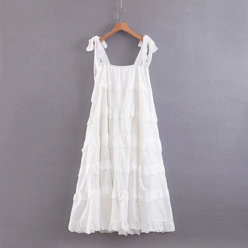 Beautifully Crafted Dress in a Classic Style