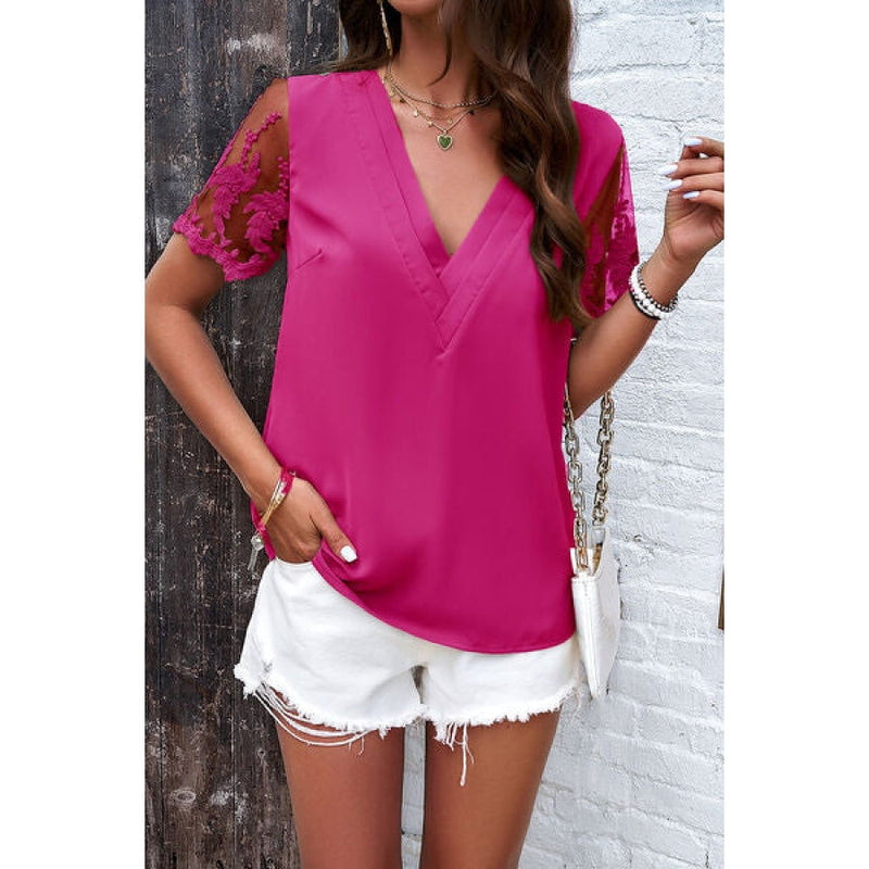 Beautifully Finished T-Shirt in a Timeless Design