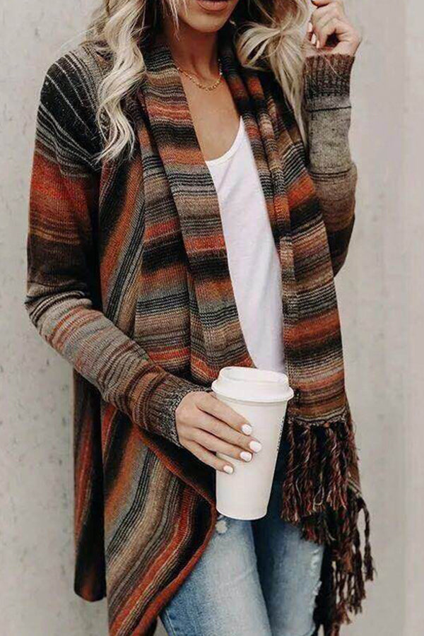 Well Tailored Jacket with a Graceful Silhouette
