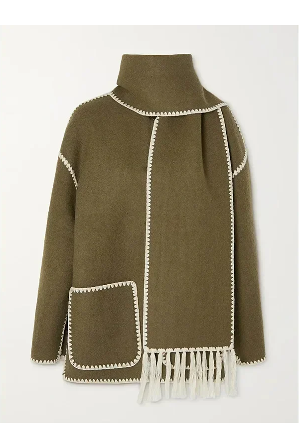 Effortlessly Elegant Coat with a Timeless Design