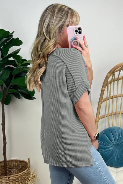 Classic Vintage Shirt with a Flattering Fit