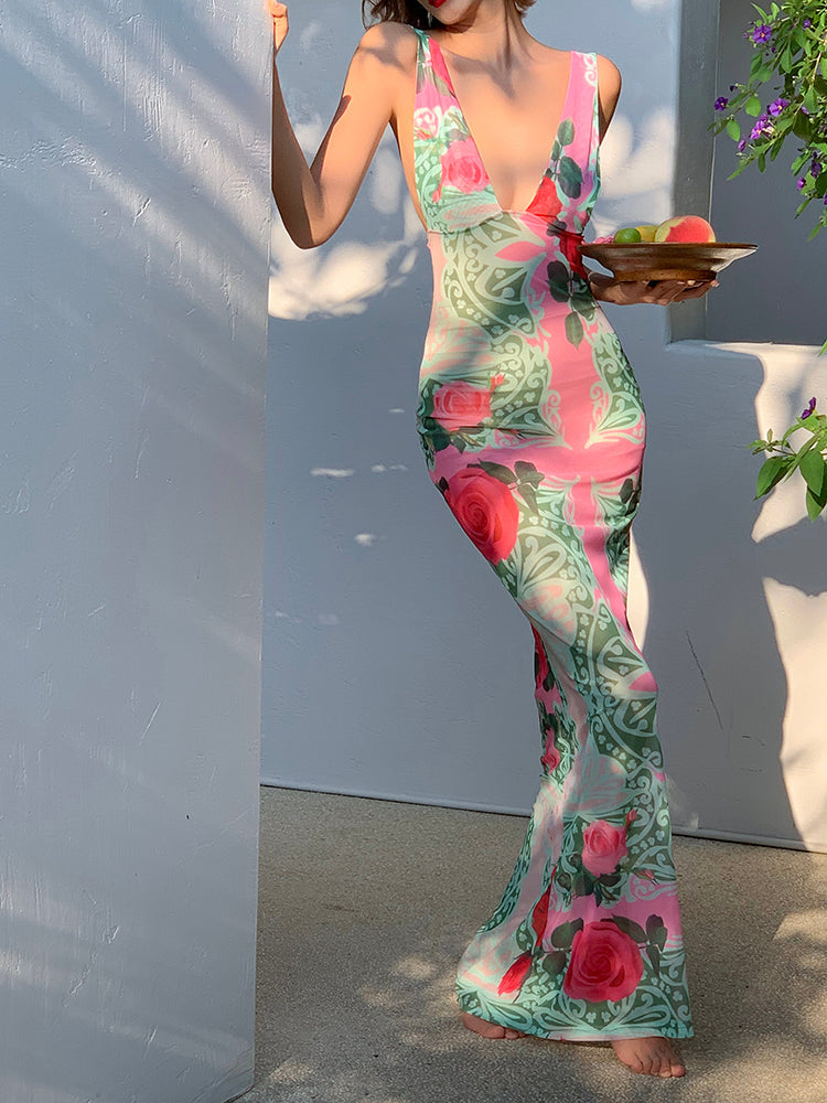 Classic Vintage & Enduringly Stylish Dress