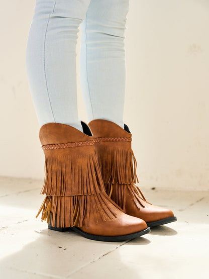 Gracefully Styled Boots for Any Occasion