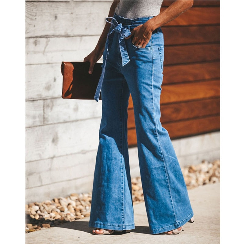 Well Tailored Garment with a Graceful Silhouette