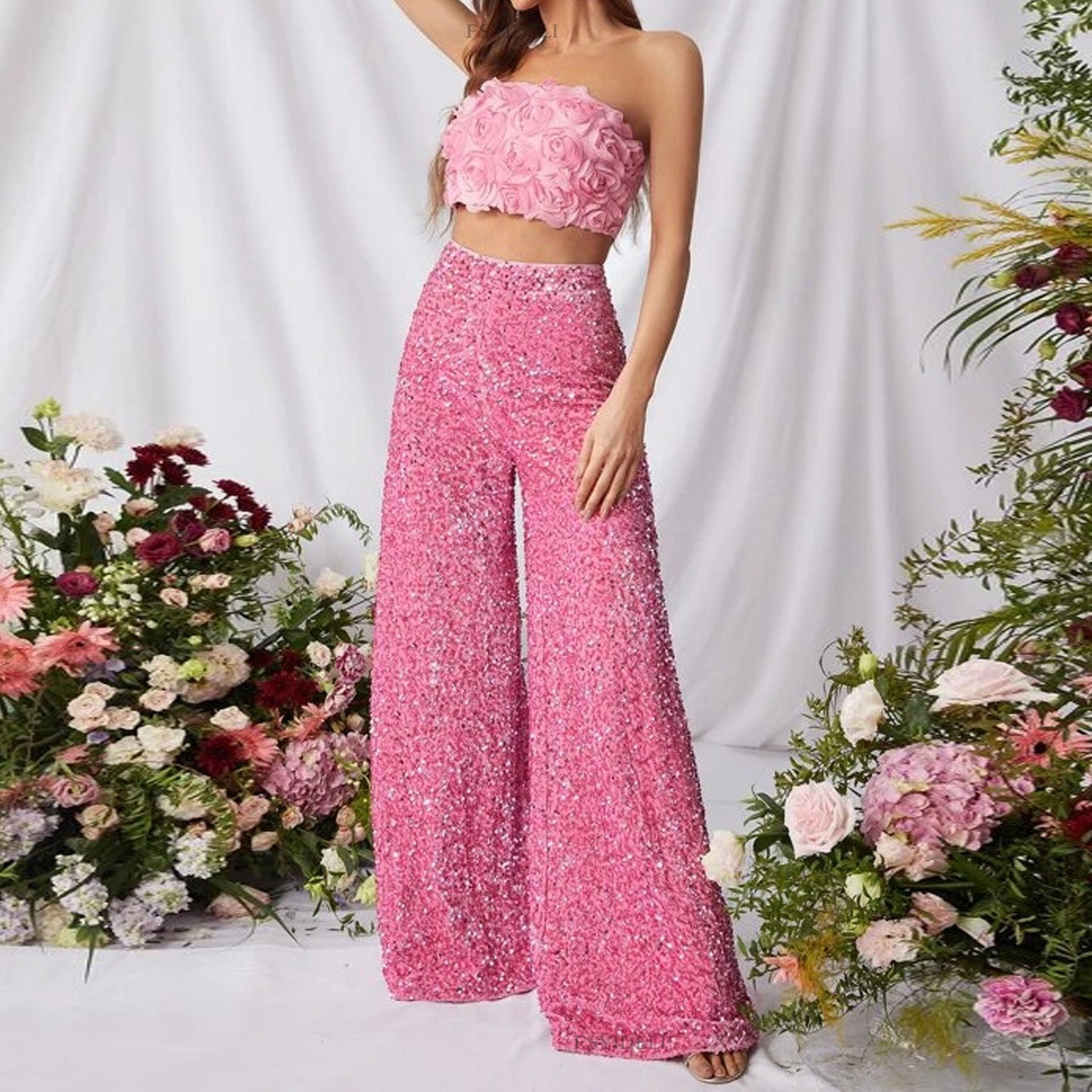 Well Tailored Pants with a Graceful Silhouette