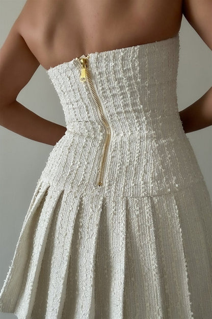 A Vintage Style Dress with Delicate Timeless Details